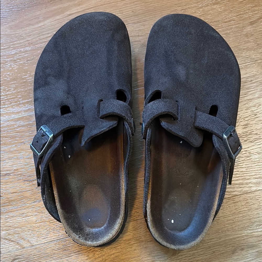 Beat Birkenstock Boston Clogs